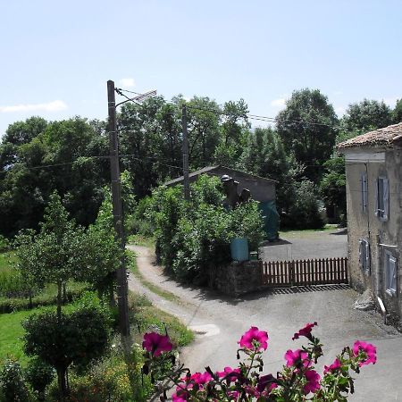 Chambre Familiale A La Ferme Montesquieu-Avantes Bagian luar foto